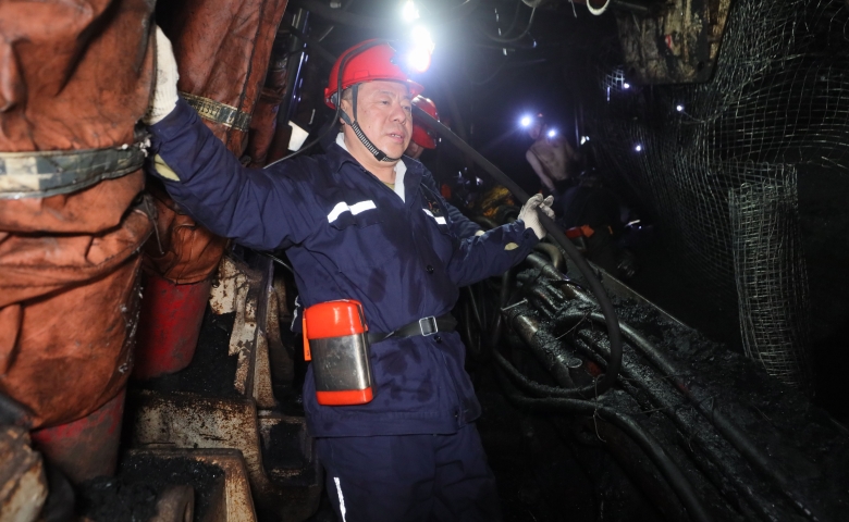 張秉德到富力礦宣講調研檢查工作